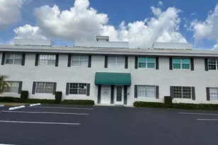 299 SW 7th St, Boca Raton, FL 33432 - Photo 2