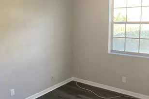 299 SW 7th St, Boca Raton, FL 33432 - Photo 12