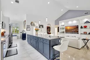 2354 Saratoga Bay Dr, West Palm Beach, FL 33409 - Photo 14