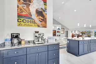 2354 Saratoga Bay Dr, West Palm Beach, FL 33409 - Photo 12