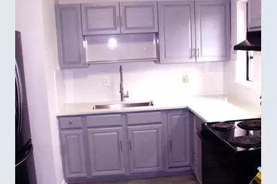 241 W 27th Street, Riviera Beach, FL 33404 - Photo 4