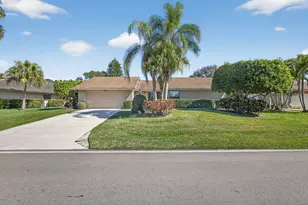 13706 Cross Pointe Dr, Palm Beach Gardens, FL 33418 - Photo 2