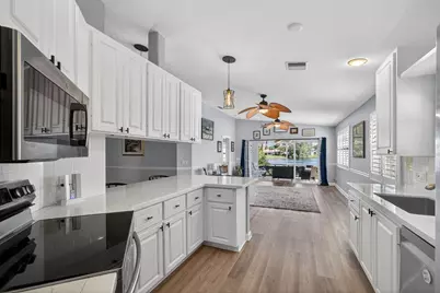 8557 SE Retreat Drive, Hobe Sound, FL 33455 - Photo 4