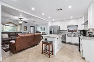 2611 S 29th St, Fort Pierce, FL 34981 - Photo 6