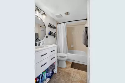 4005 Village Drive #B, Delray Beach, FL 33445 - Photo 24