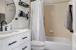 4005 Village Dr, Delray Beach, FL 33445 - Photo 24