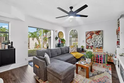 4005 Village Drive #B, Delray Beach, FL 33445 - Photo 8