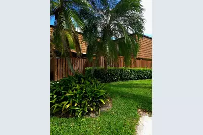 2116 21st Ln Lane #2116, Greenacres, FL 33463 - Photo 6