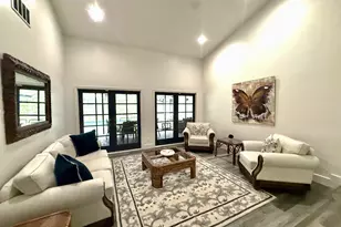 325 Knotty Wood Ln, Wellington, FL 33414 - Photo 4