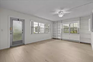 142 Kent I, West Palm Beach, FL 33417 - Photo 6