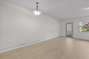 142 Kent I, West Palm Beach, FL 33417 - Photo 10