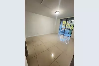 1252 S Military Trl #1411, Deerfield Beach, FL 33442 - Photo 4