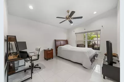 5690 Green Island Drive, Lake Worth, FL 33463 - Photo 10