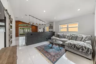 5690 Green Island Dr, Lake Worth, FL 33463 - Photo 8