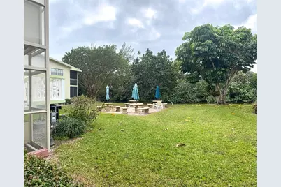 63 Windsor C, West Palm Beach, FL 33417 - Photo 18