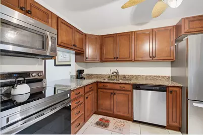 136 Lake Rebecca Drive, West Palm Beach, FL 33411 - Photo 4