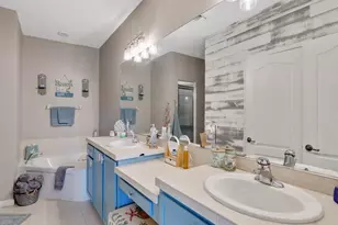 2536 Creekside Dr, Fort Pierce, FL 34981 - Photo 8