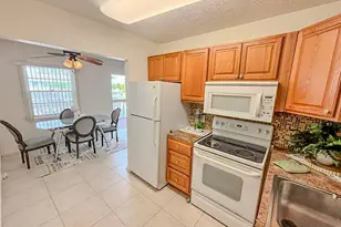 54 Newport C, Deerfield Beach, FL 33442 - Photo 6
