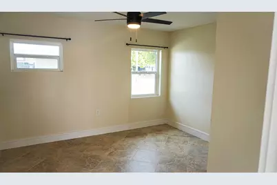 1502 Avenue I #B, Fort Pierce, FL 34950 - Photo 6