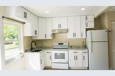 1502 Avenue I #B, Fort Pierce, FL 34950 - Photo 2