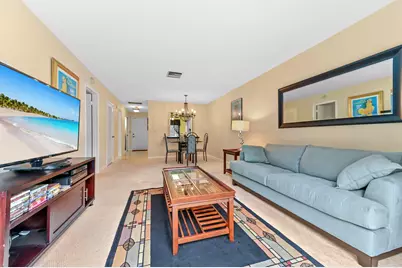 13988 Via Flora #B, Delray Beach, FL 33484 - Photo 12