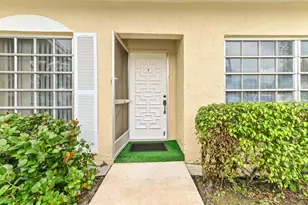 13988 Via Flora, Delray Beach, FL 33484 - Photo 2