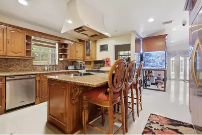 7445 N Augusta Drive, Hialeah, FL 33015 - Photo 26