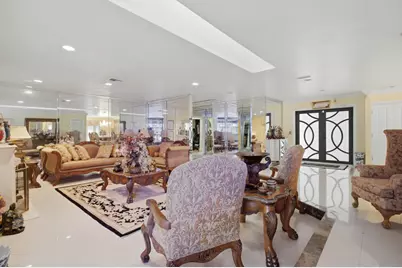 7445 N Augusta Drive, Hialeah, FL 33015 - Photo 20