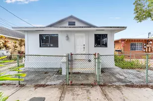 2428 NW 28th St, Miami, FL 33142 - Photo 2