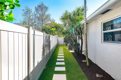 6885 Tradewind Way, Lake Worth, FL 33462 - Photo 28