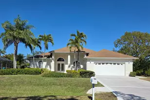 1112 SE Strathmore Dr, Port Saint Lucie, FL 34952 - Photo 1