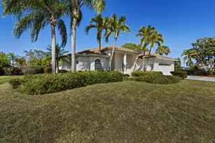 1112 SE Strathmore Dr, Port Saint Lucie, FL 34952 - Photo 10