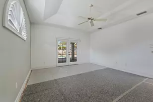 1112 SE Strathmore Dr, Port Saint Lucie, FL 34952 - Photo 32