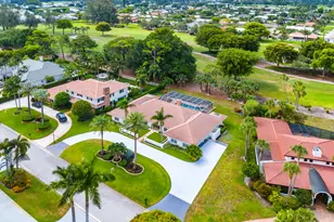 110 Glenbrook Ct, Atlantis, FL 33462 - Photo 2