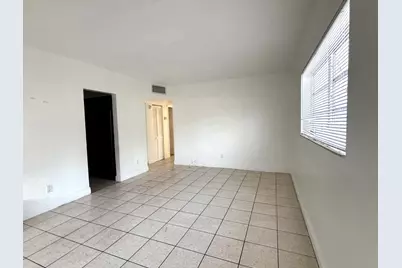 1916 SW 11th Street #12, Fort Lauderdale, FL 33312 - Photo 4
