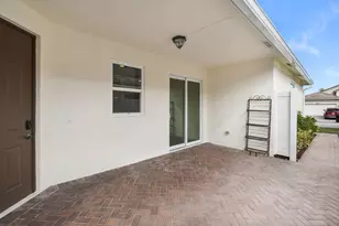 10033 SW Stonegate Dr, Port Saint Lucie, FL 34987 - Photo 2