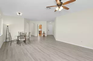 10033 SW Stonegate Dr, Port Saint Lucie, FL 34987 - Photo 10