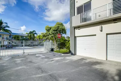 1045 NE 18th Avenue #106, Fort Lauderdale, FL 33304 - Photo 28