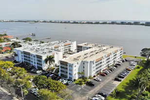 1516 S Lakeside Dr, Lake Worth Beach, FL 33460 - Photo 1