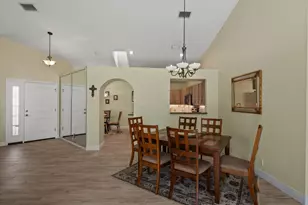 1020 Lytham Ct, West Palm Beach, FL 33411 - Photo 6