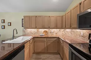 1020 Lytham Ct, West Palm Beach, FL 33411 - Photo 6