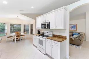 9804 Tallyrand Dr, Lake Worth, FL 33467 - Photo 10