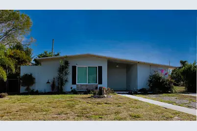 100 SE Celestia Court, Port Saint Lucie, FL 34983 - Photo 1