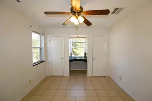 100 SE Celestia Ct, Port Saint Lucie, FL 34983 - Photo 14