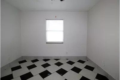 100 SE Celestia Court, Port Saint Lucie, FL 34983 - Photo 10