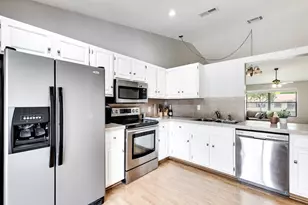 13065 Albright Ct, Wellington, FL 33414 - Photo 8