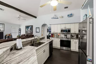 314 SW Majestic Terrace, Port Saint Lucie, FL 34984 - Photo 14