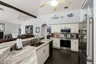 314 SW Majestic Terrace, Port Saint Lucie, FL 34984 - Photo 14