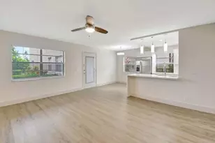 725 Burgundy P, Delray Beach, FL 33484 - Photo 10