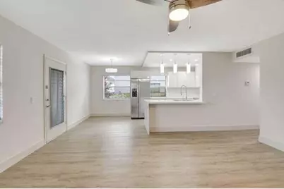 725 Burgundy P, Delray Beach, FL 33484 - Photo 8